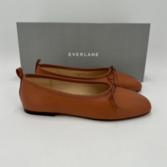 Everlane The Italian Leather Day Ballet Flats sz 5.5 Women's Sugar Almond Tan nb - Picture 3 of 4